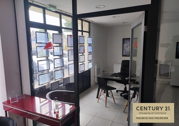Location Locaux commerciaux GUÉRANDE 87 m²
