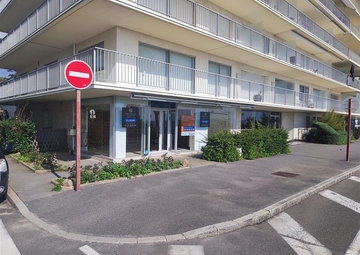 Location Locaux commerciaux LA BAULE-ESCOUBLAC 50 m²