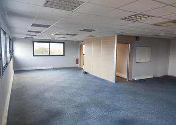 Location Bureaux SAINT-BREVIN-LES-PINS 84 m²
