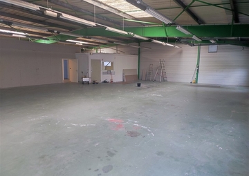Location Locaux d'activités SAINT-NAZAIRE 377 m²
