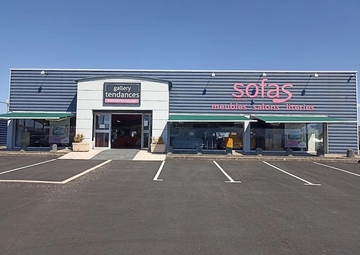 Location Locaux commerciaux SAINT BREVIN 677 m²
