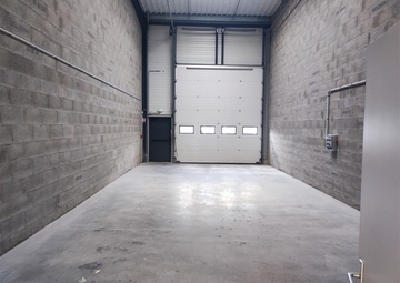 Location Locaux d'activités DONGES 184 m²