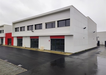 Location Locaux d'activités DONGES 144 m²